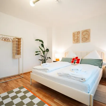 Hidden Tiny Near Center & The Mosel River Apartment