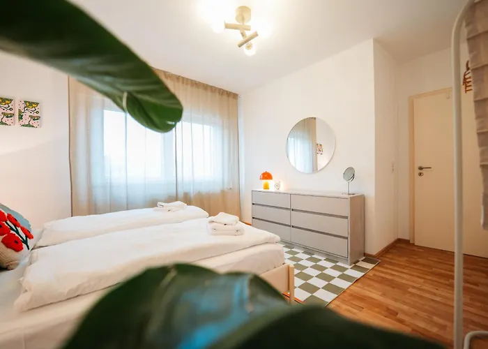 Hidden Tiny Near Center & The Mosel River Apartment