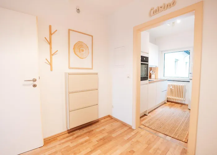 Hidden Tiny Near Center & The Mosel River Apartment *